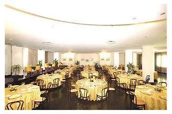De La & Centro Congressi Hotel Benevento