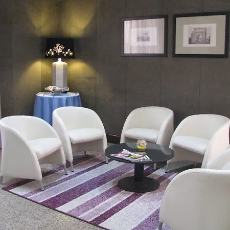 De La & Centro Congressi Hotel Benevento