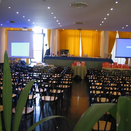 Hotel De La & Centro Congressi Benevento