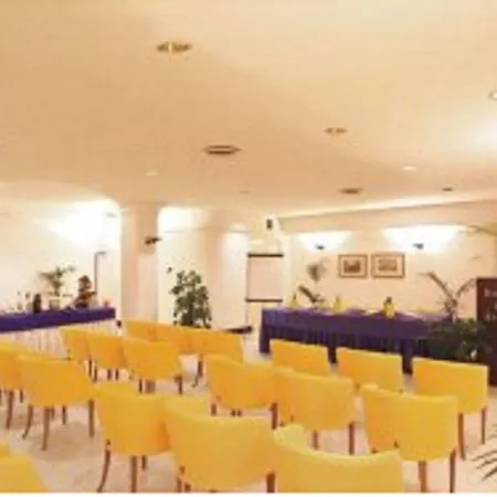 De La & Centro Congressi